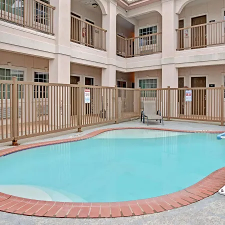 Quality Inn Montgomery - Lake Conroe