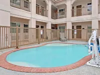 Quality Inn Montgomery - Lake Conroe - Pools