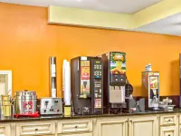 Days Inn by Wyndham Raleigh-Airport - breakfast