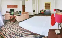 Hotel Grand Mutiara Отели в г. Бонтанг