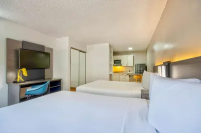 Studio 6 Austin, TX - Midtown Hotels in Austin