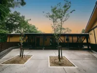 Shougen Sansou - Parking