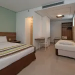 Express Vieiralves Hotels near Port of Manaus