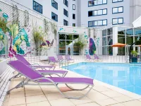 Ibis Styles Lyon Gerland - Rooftop Pools