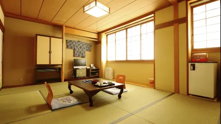 Kinosaki Onsen Korakuen Отели рядом со станцией Железнодорожная станция Toyooka