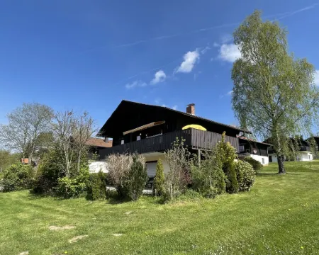 Am Hohen Bogen Hotels in Arrach