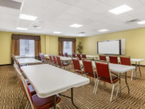 Sonesta Essential Minot Hotels in Minot