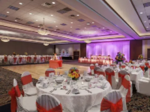 Embassy Suites by Hilton Cleveland Rockside Hotels in Independence