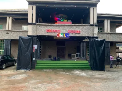 Canada World Hotel Hotels in 