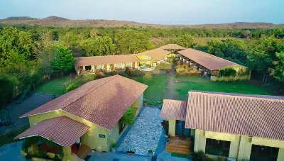 Asiatic Lion Lodge Hotels in Malanka
