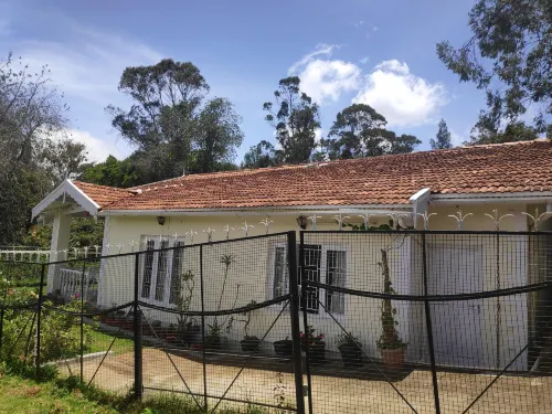 Dew Drops Cottage Coonoor by  LexStays Hotels in Coonoor