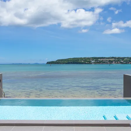 Feliz Villa Suite Kourijima View