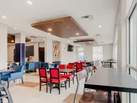 Holiday Inn Express & Suites EDMONTON SOUTH by IHG Hotels in Edmonton