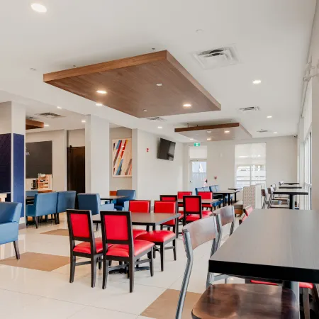 Holiday Inn Express & Suites EDMONTON SOUTH by IHG