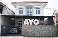 Alice's Homestay Near Unej, Stasiun and Alun-Alun Syariah