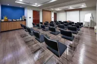 ซิตี้ เอ็กซ์เพรส ด้วย แมริออท ซิวดาด หวาเรซ