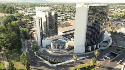 Hilton Mendoza Hotel a 