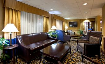 Holiday Inn Express & Suites Sunbury-Columbus Area