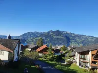 Cozy Apartment with Lake View for 6 Guests