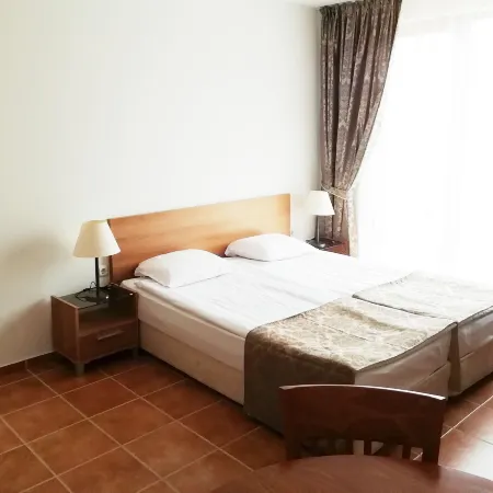 Apart Hotel Efir