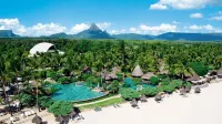 La Pirogue Mauritius - Pools