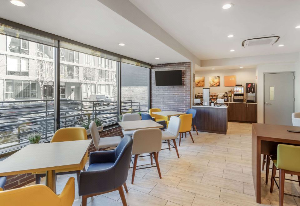 Comfort Inn Midtown West New YorkOver view