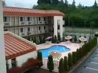 Olympic Inn & Suites Port Angeles - Pools