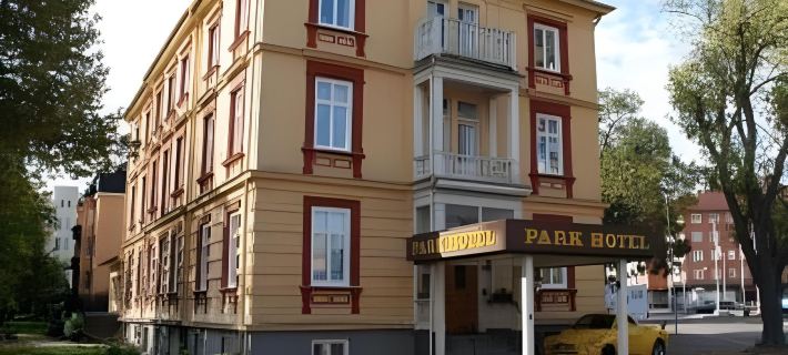 Park Hotel Linköping Fawlty Towers Hotels in Linkoping