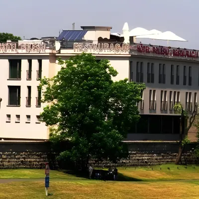 Hotel Poleski โรงแรมใกล้ไอซีอี คองเกรสเซ็นเตอร์