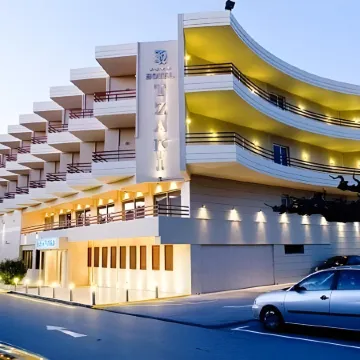 Tzaki Hotel & Restaurant Patras