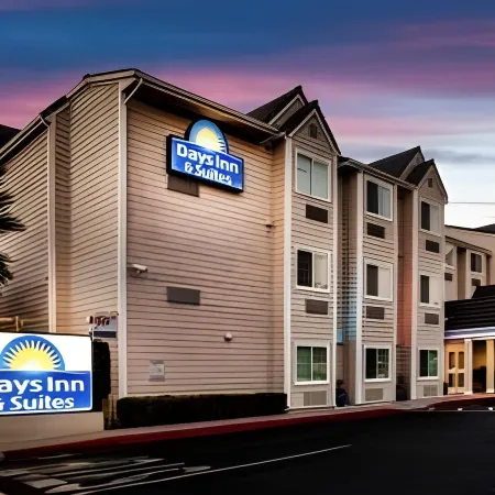 Days Inn & Suites by Wyndham Antioch