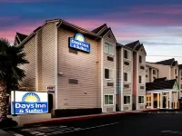 Days Inn & Suites by Wyndham Antioch Hotels near Bed Bath & Beyond