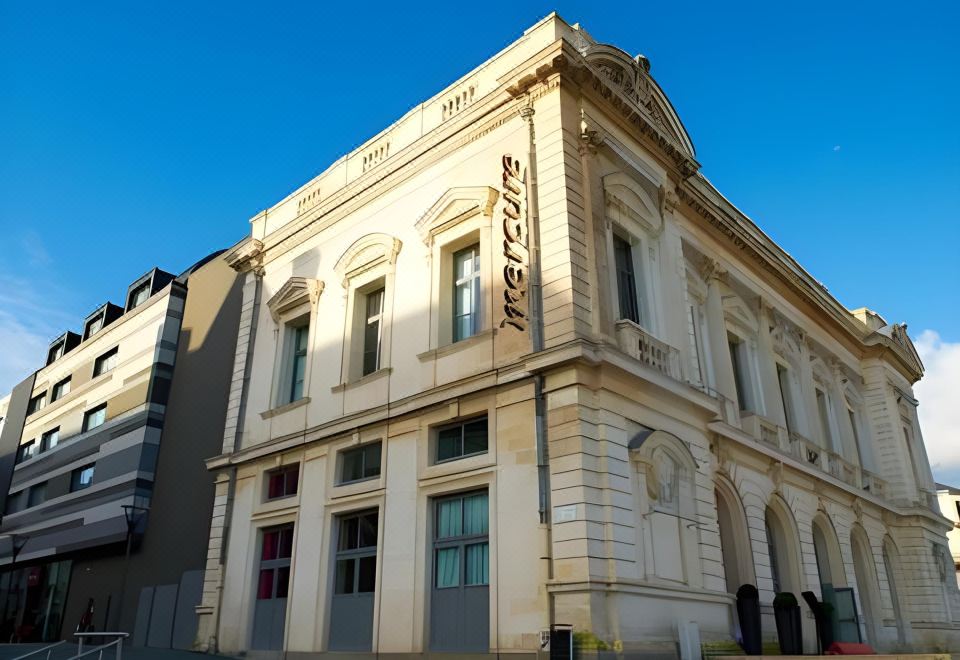 hotel overview picture