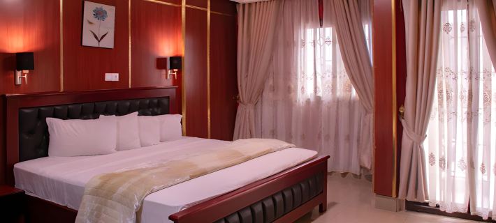 Noubou International Hotel Bonapriso Hotel di Douala