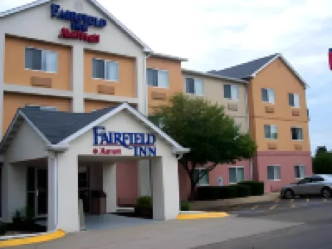 Fairfield Inn & Suites Peru Hotels in Peru