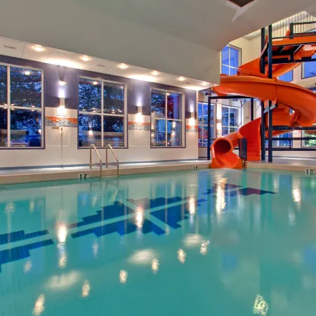 Holiday Inn Express & Suites CALGARY SOUTH-MACLEOD TRAIL S by IHG