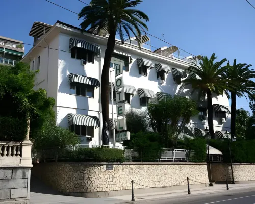 Eveline Portosole Hotel Hotels near Villa Nobel