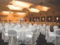 Americana Waterpark Resort & Spa Hotels in Thorold