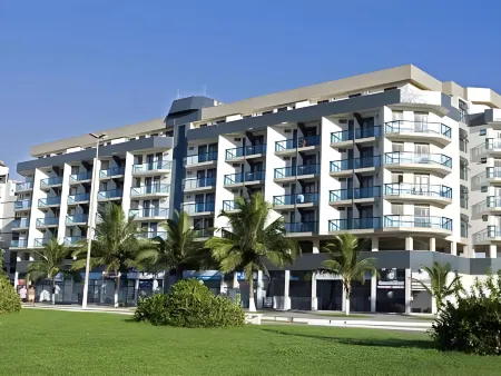 Apart Hotel Porto Príncipe Отели в г. Кабу-Фриу