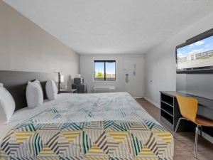 Budget Inn-Norfolk, VA - Oceanview