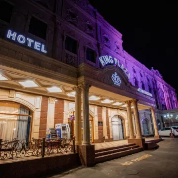 King Plaza Hotel