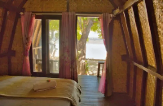 Sunset Telune View Hotels in Pemongkong