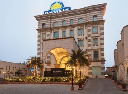 Days Hotel by Wyndham Panipat
