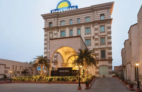 帕尼帕特温德姆戴斯酒店