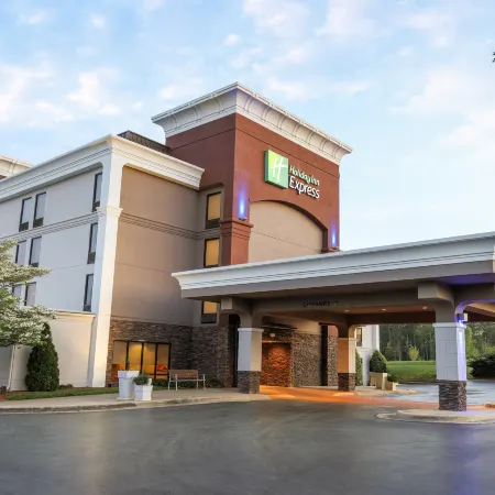 Holiday Inn Express BURLINGTON by IHG