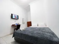Uncle Dhana Kostel Hotels in East Tanjung Karang