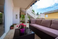 Apartments Valy 6 Center Novalja - 2星級