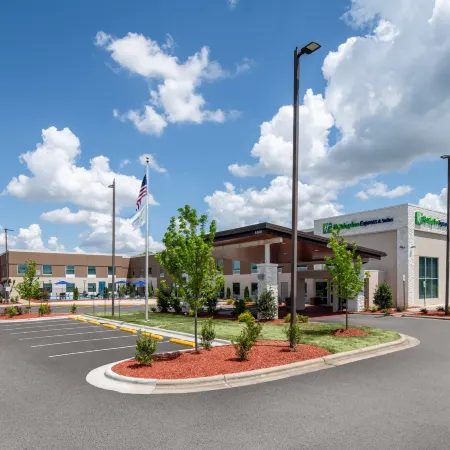 Holiday Inn Express & Suites WILSON I-95 by IHG