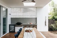 Rubus Blue, Berry - by Linnaeus Collection Hotels in Berry