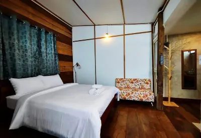 Mae Nam Khiang Sook Poshtel & Craft Home @Chiangkhan Hotel di 